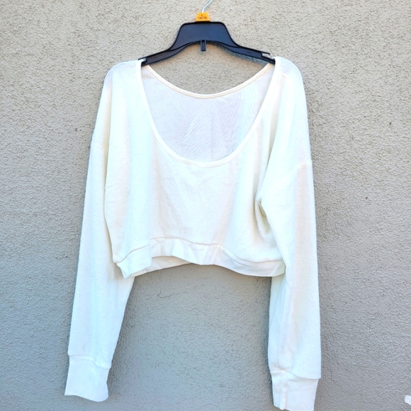Long Sleeve Crop Top For Girls Size L - Picture 2 of 16